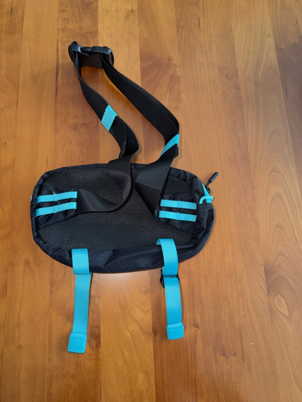 HOKA Running Waist Pack Belt Bag • Teal/Black • Unisex • NWOT - Picture 3 of 9